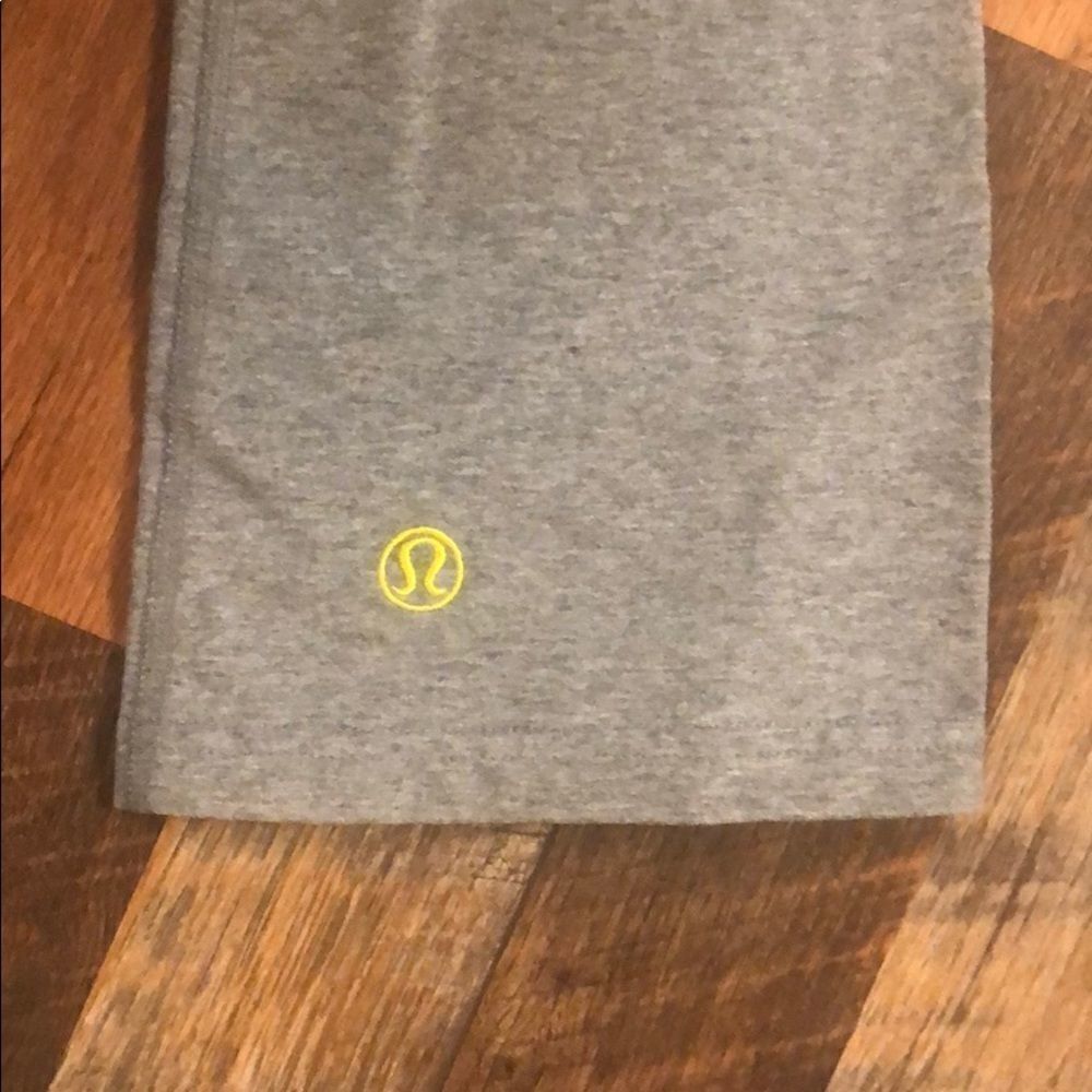 Lululemon Groove Pant Crop Size 4 (1921) - Picture 3 of 5